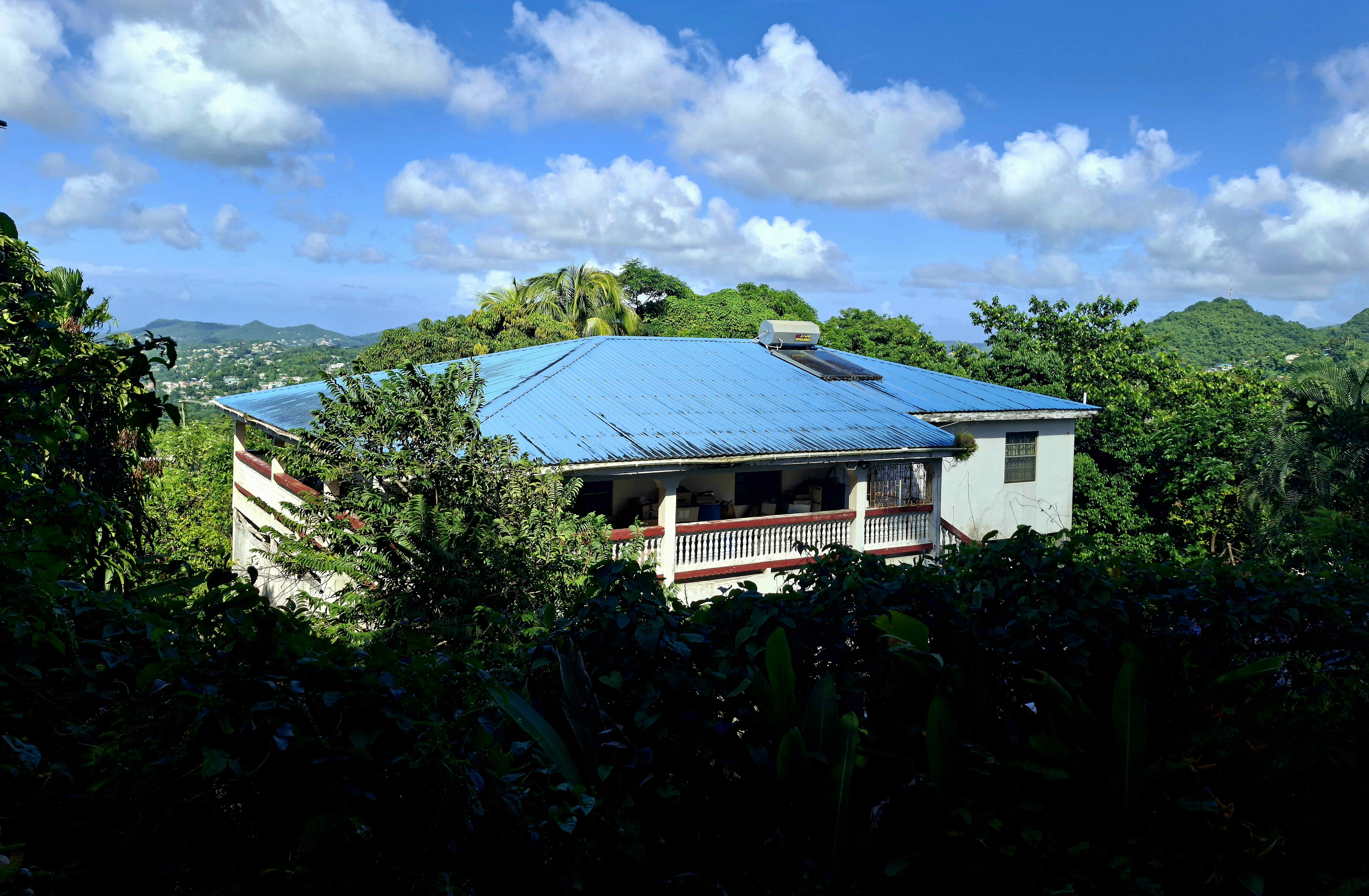 Spacious family home - Morne Fortune · photo 1